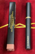 MAC Powder Kiss Velvet Blur krēmkrāsas